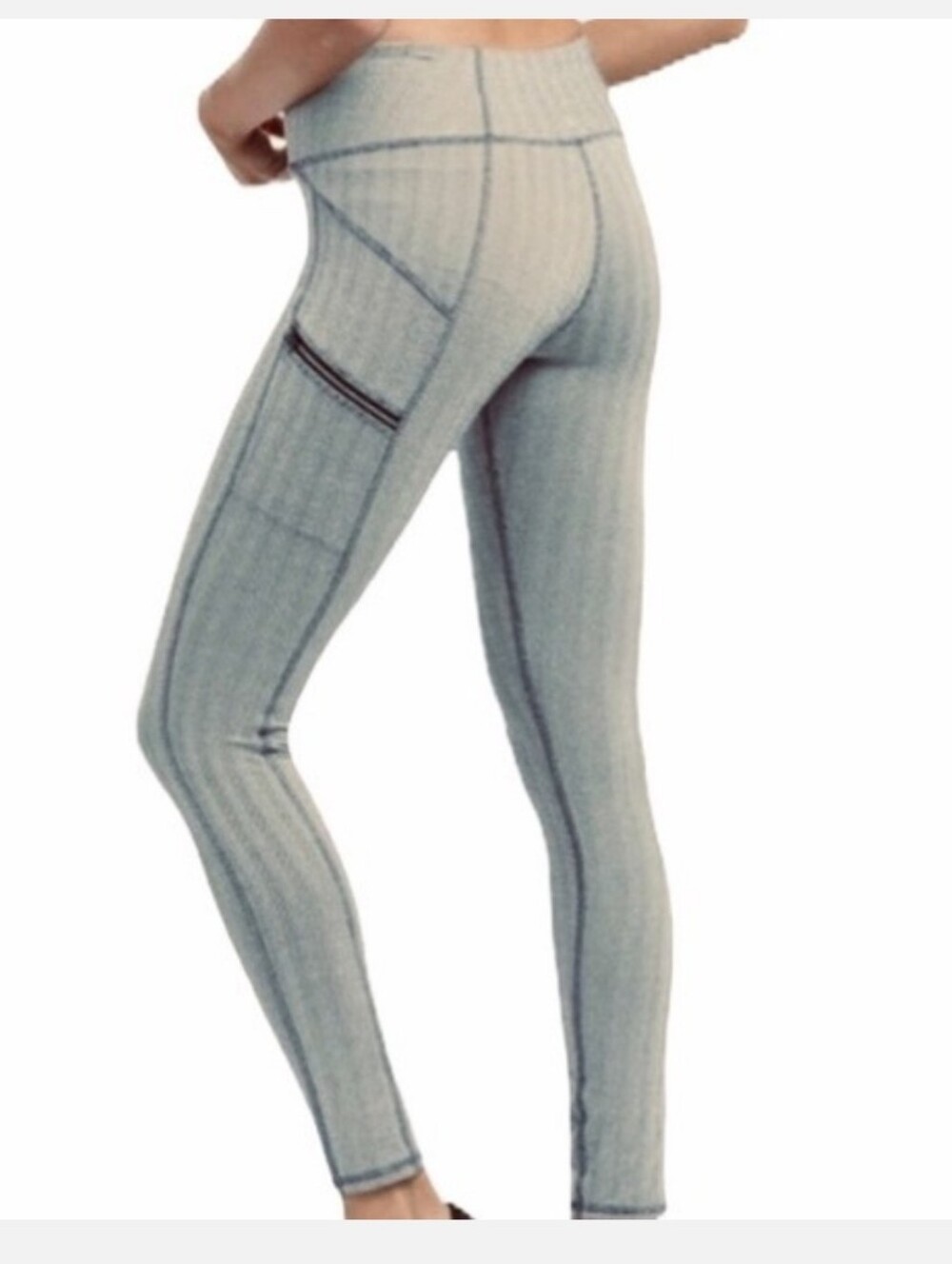 High-Waist Light Gray Ribbed Leggings with Side Zip Pocket
